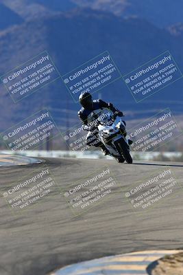 media/Jan-09-2022-SoCal Trackdays (Sun) [[2b1fec8404]]/Turns 9 and 8 (920am)/